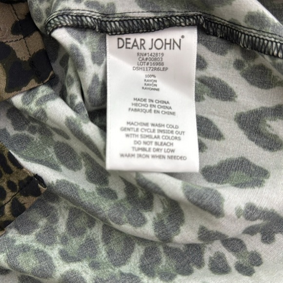 Dear John Island Passage Rowan Leopard Cub Blouse Top Shirt size Medium - Picture 5 of 7